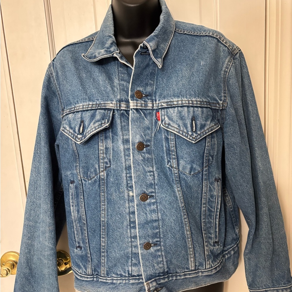 Vintage Women’s  Levi's Denim Trucker Jacket